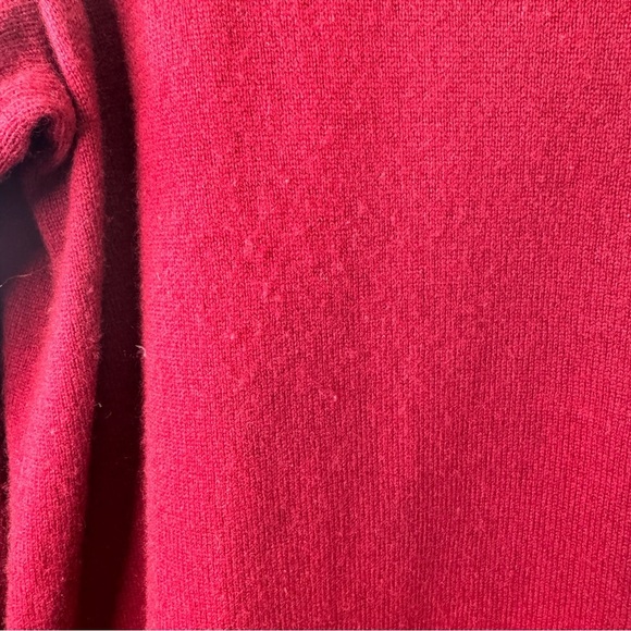 Joie Red Cashmere Wool Scoop Neck Asymmetrical Hem Size Small - Picture 6 of 11